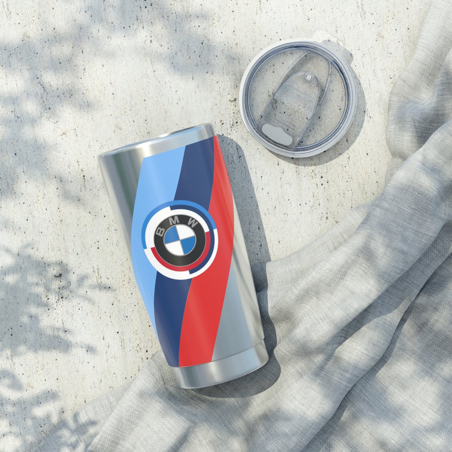 Vaso BMW Serie M de 20 oz - Acabado en acero plateado - Logotipo y ribetes M - Edición de coleccionista - Taza de viaje de acero inoxidable - Entusiasta de los autos de lujo