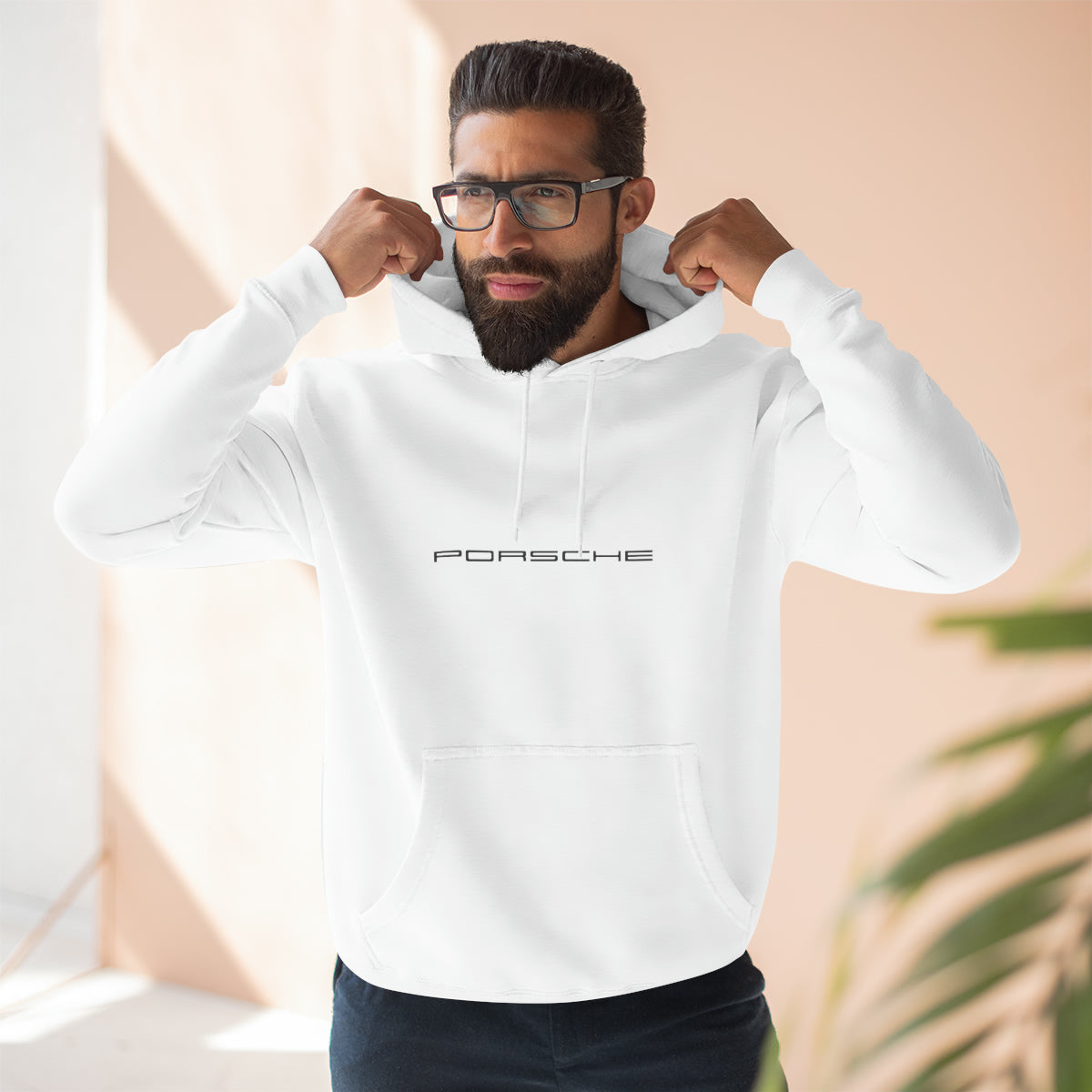 Premium-Hoodie für Porsche-Enthusiasten von Lane Seven – Strapazierfähiges 3-Panel-Fleece, Baumwoll-Polyester-Mischung, größengetreue Passform – „PORSCHE“-Logo auf der Vorderseite